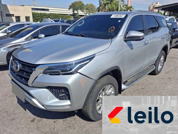 TOYOTA HILUX SW4 22/22
