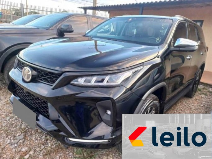 TOYOTA HILUX SW4 22/22