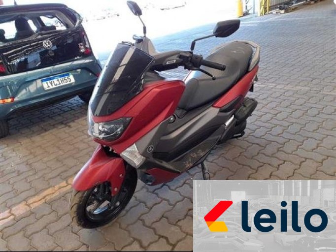 YAMAHA NMAX 18/18
