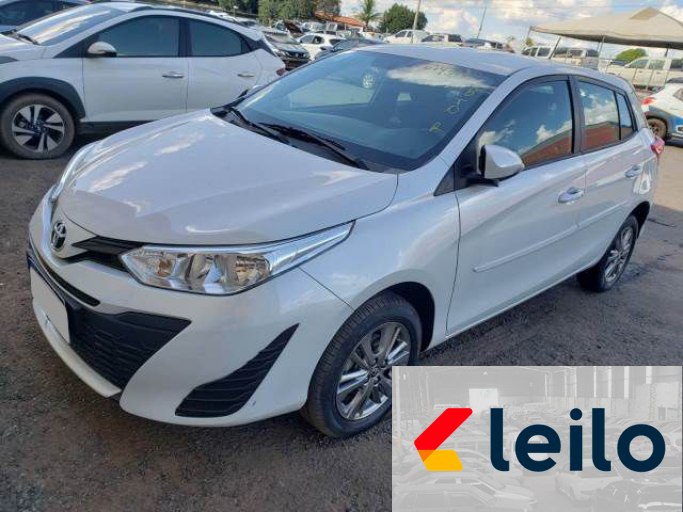 TOYOTA YARIS 21/22