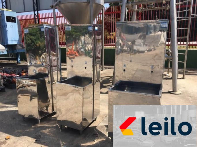 3 BEBEDOUROS EM AÇO INOX