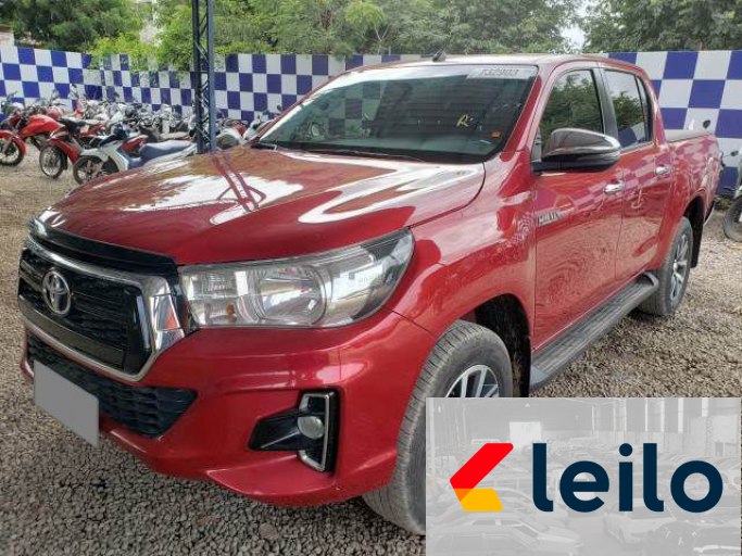 TOYOTA HILUX CD 18/18
