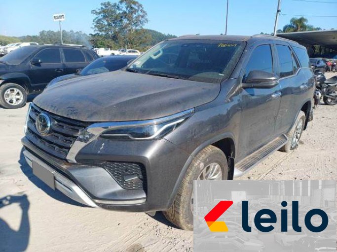 TOYOTA HILUX SW4 21/21
