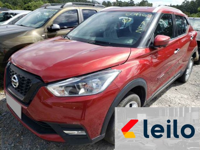 NISSAN KICKS 18/18